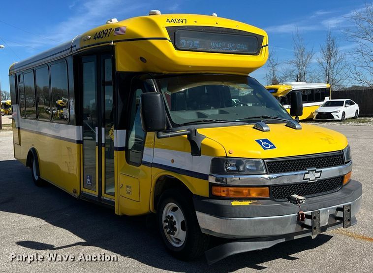 image for item KV9903 2017 Chevrolet Express shuttle bus