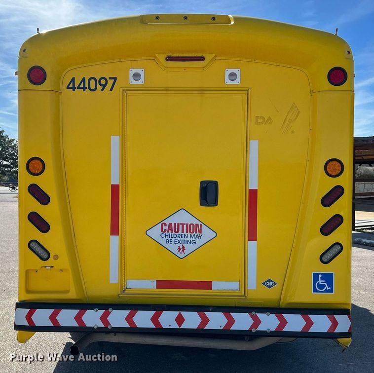 image for item KV9903 2017 Chevrolet Express shuttle bus