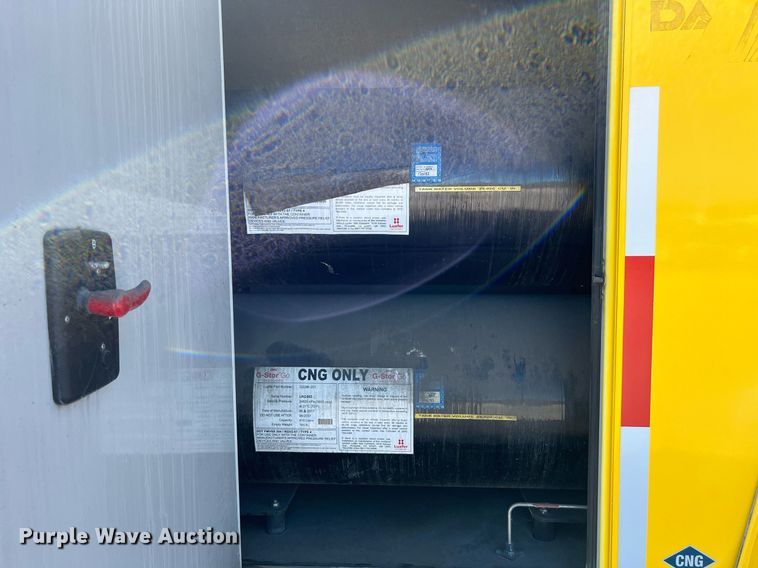 image for item KV9903 2017 Chevrolet Express shuttle bus