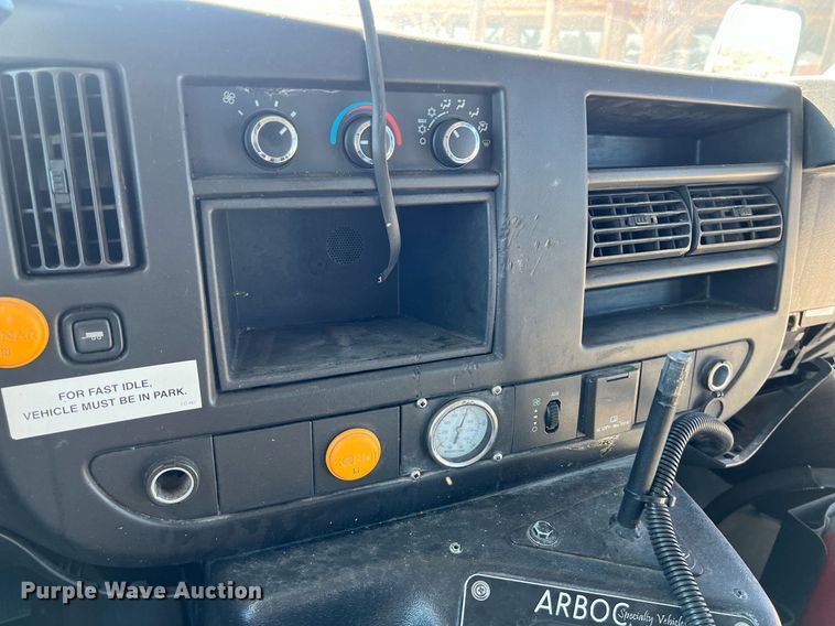 image for item KV9903 2017 Chevrolet Express shuttle bus