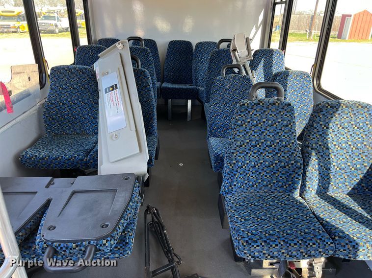 image for item KV9903 2017 Chevrolet Express shuttle bus