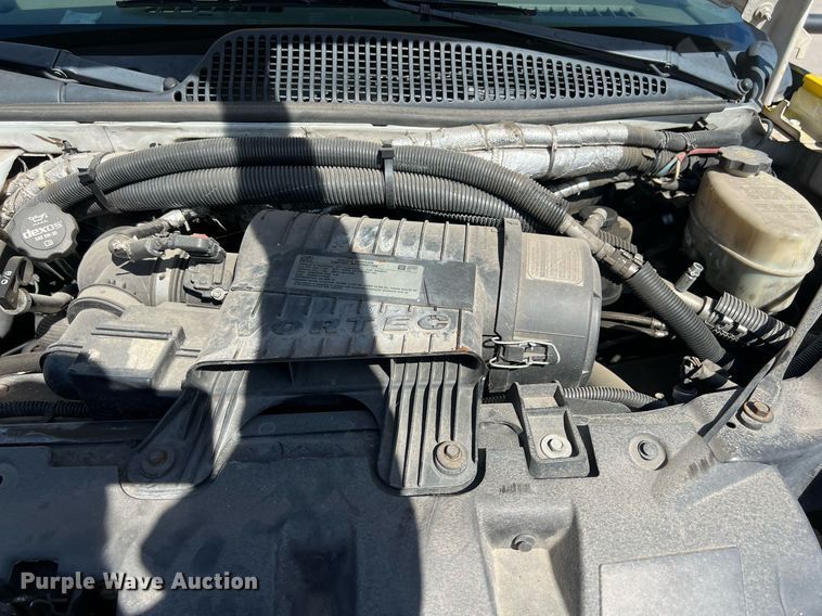 image for item KV9903 2017 Chevrolet Express shuttle bus