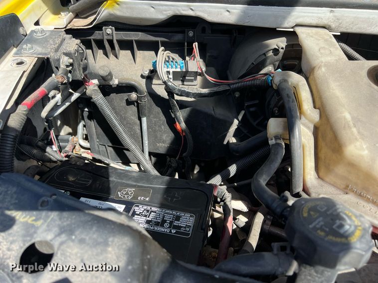 image for item KV9903 2017 Chevrolet Express shuttle bus