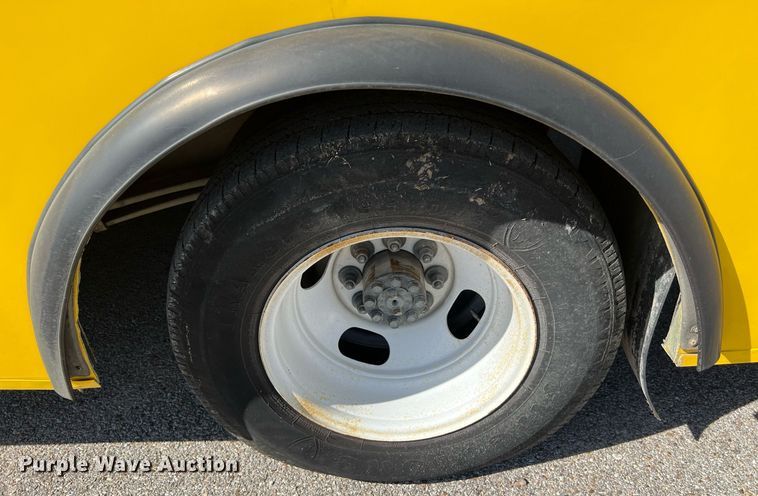 image for item KV9903 2017 Chevrolet Express shuttle bus