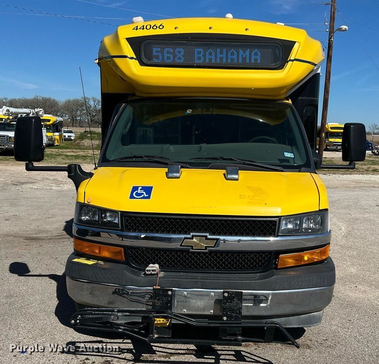 image for item KV9904 2017 Chevrolet Express shuttle bus