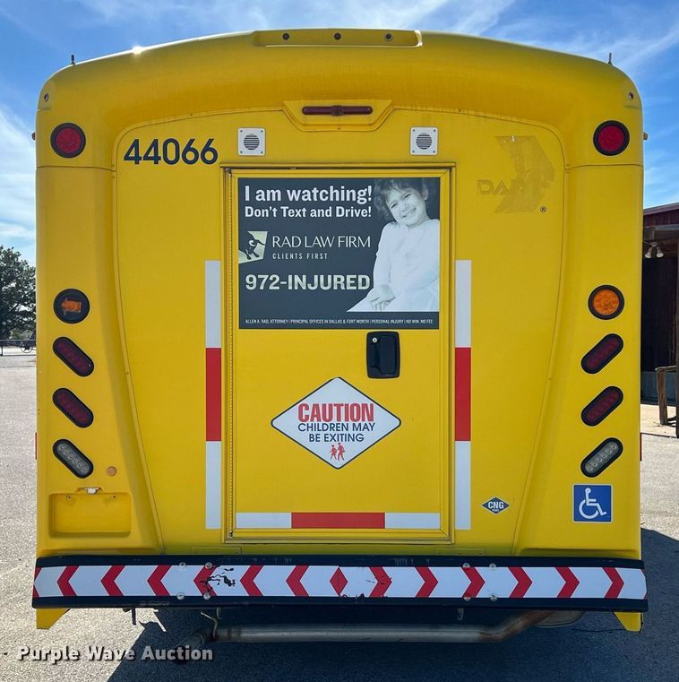 image for item KV9904 2017 Chevrolet Express shuttle bus