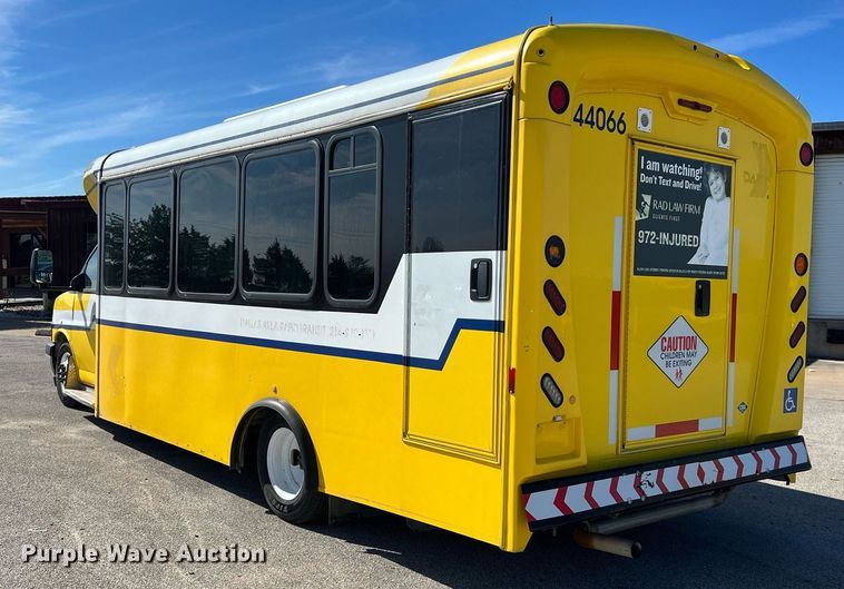 image for item KV9904 2017 Chevrolet Express shuttle bus