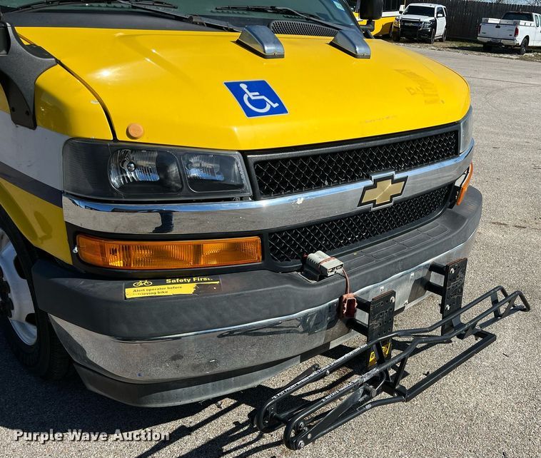 image for item KV9904 2017 Chevrolet Express shuttle bus