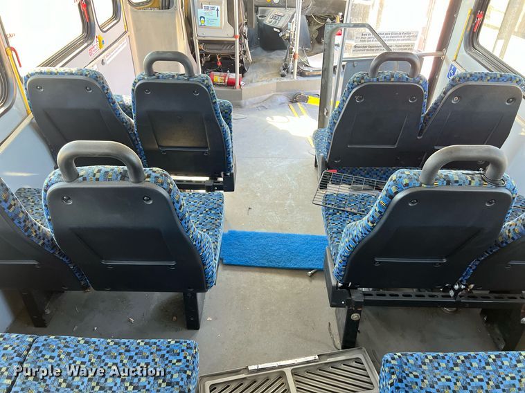 image for item KV9904 2017 Chevrolet Express shuttle bus