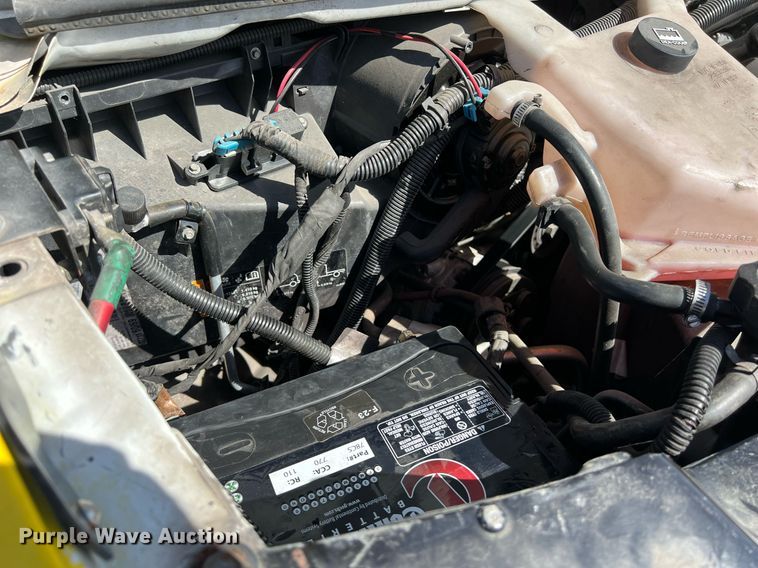 image for item KV9904 2017 Chevrolet Express shuttle bus