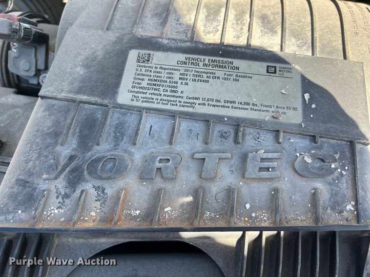 image for item KV9904 2017 Chevrolet Express shuttle bus