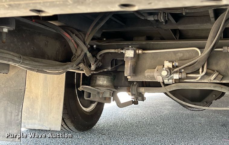 image for item KV9904 2017 Chevrolet Express shuttle bus