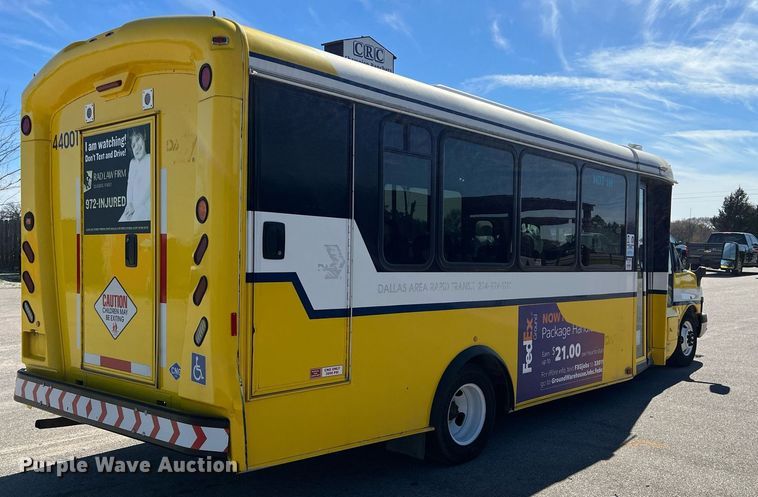 image for item KV9906 2016 Chevrolet Express shuttle bus