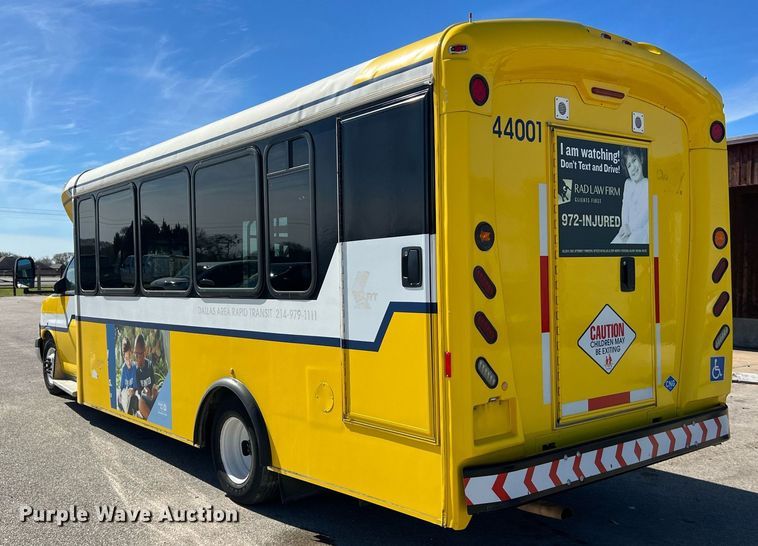 image for item KV9906 2016 Chevrolet Express shuttle bus