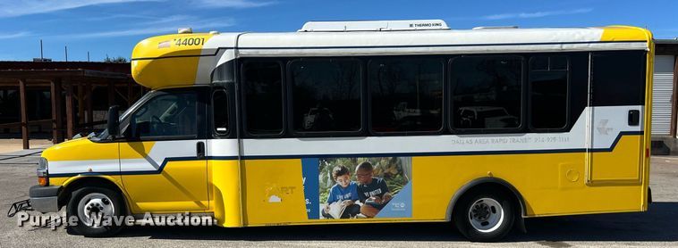 image for item KV9906 2016 Chevrolet Express shuttle bus