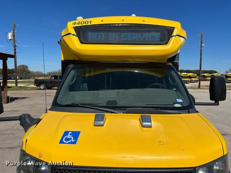 image for item KV9906 2016 Chevrolet Express shuttle bus