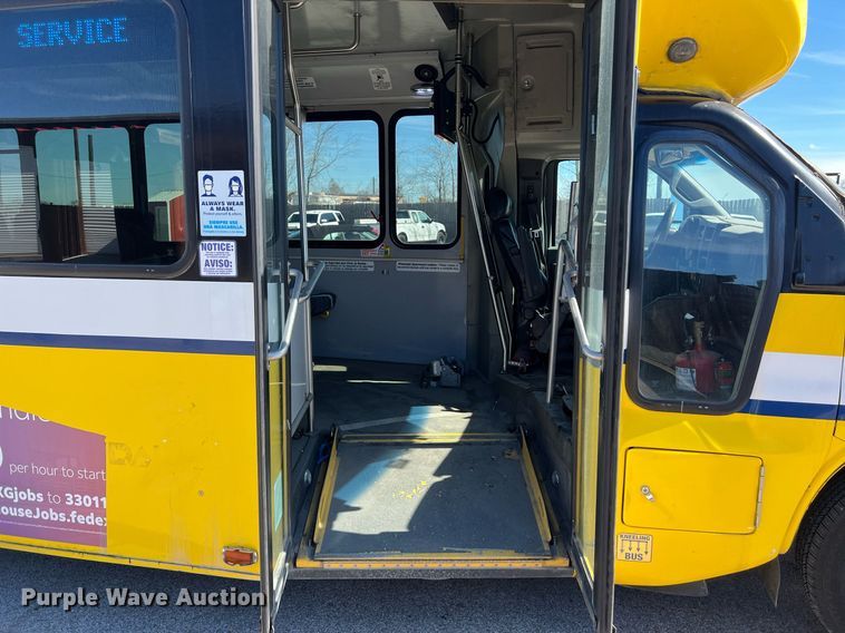 image for item KV9906 2016 Chevrolet Express shuttle bus