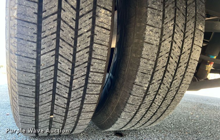 image for item KV9906 2016 Chevrolet Express shuttle bus