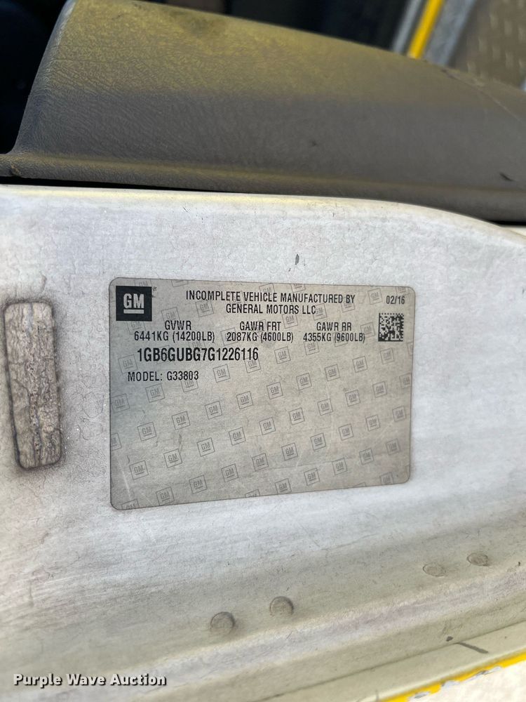 image for item KV9906 2016 Chevrolet Express shuttle bus