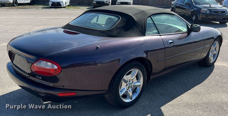 image for item KV9908 1999 Jaguar XK8 convertible