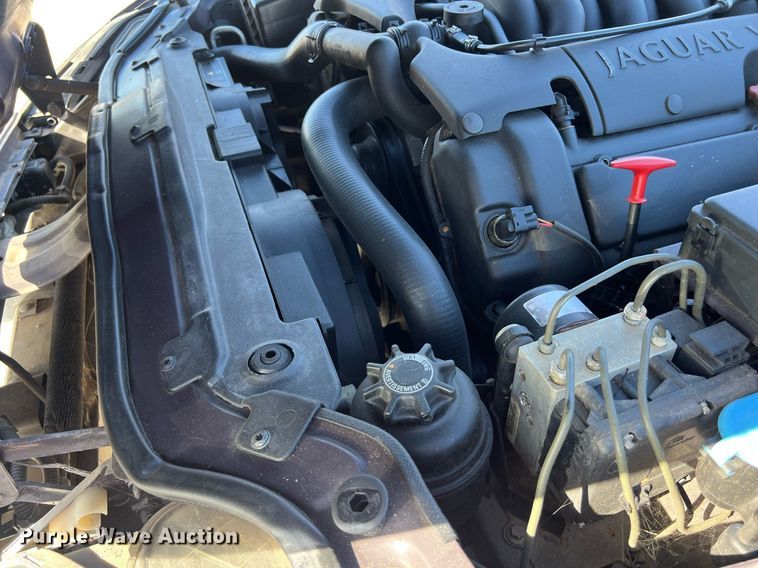 image for item KV9908 1999 Jaguar XK8 convertible