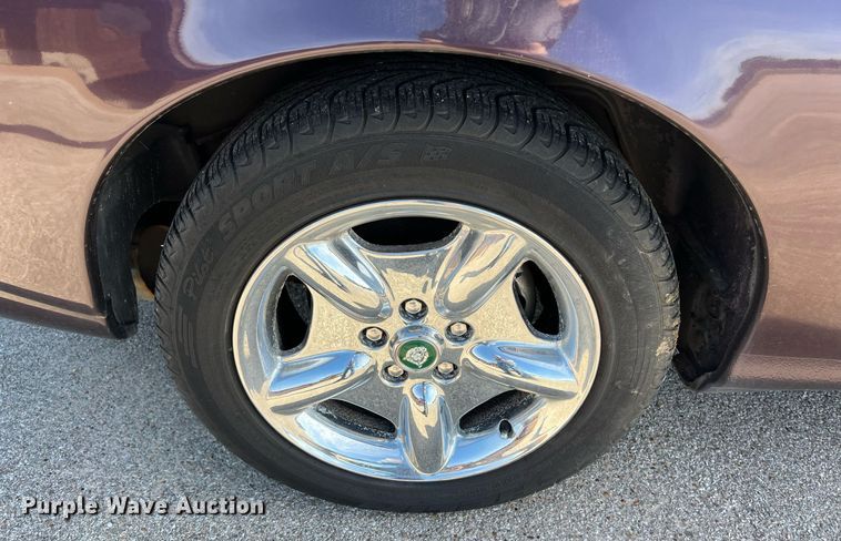 image for item KV9908 1999 Jaguar XK8 convertible