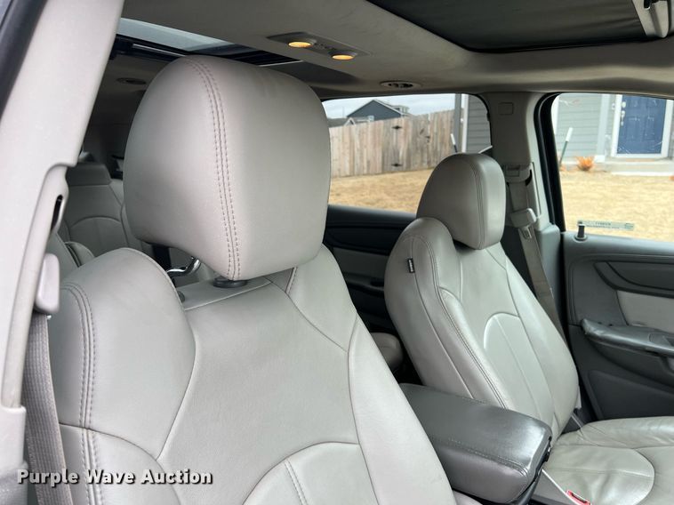 image for item KV9911 2016 GMC Acadia SLT SUV