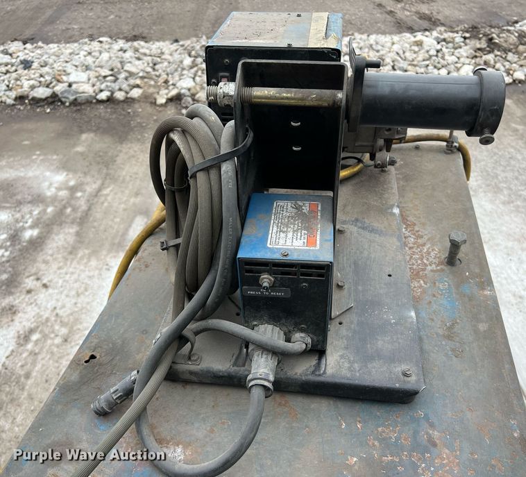 image for item KV9916 Miller CP-250TS welder