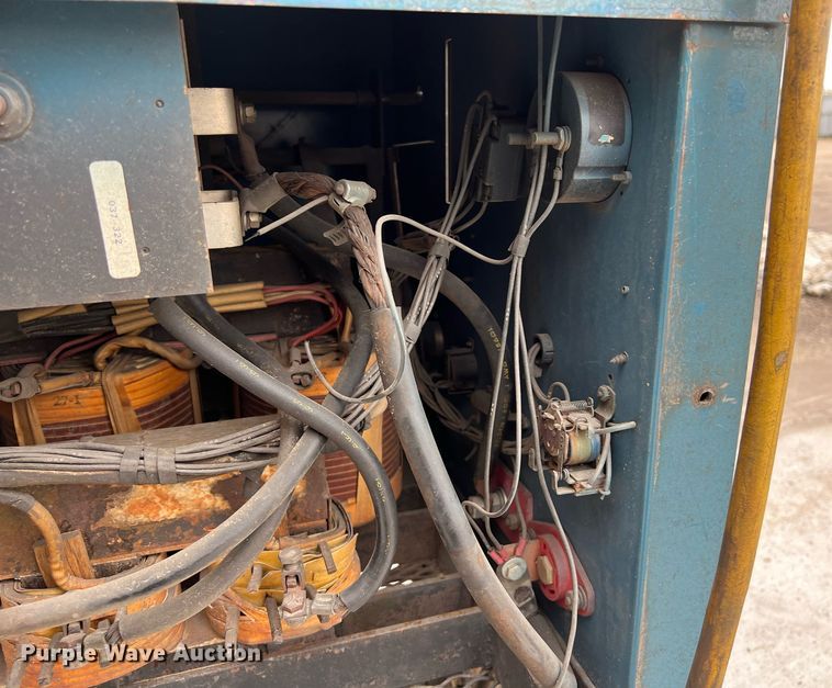 image for item KV9916 Miller CP-250TS welder