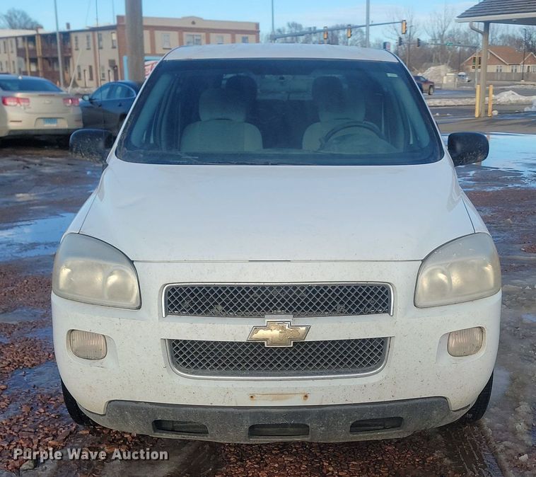 image for item LA9530 2007 Chevrolet  Uplander LS van