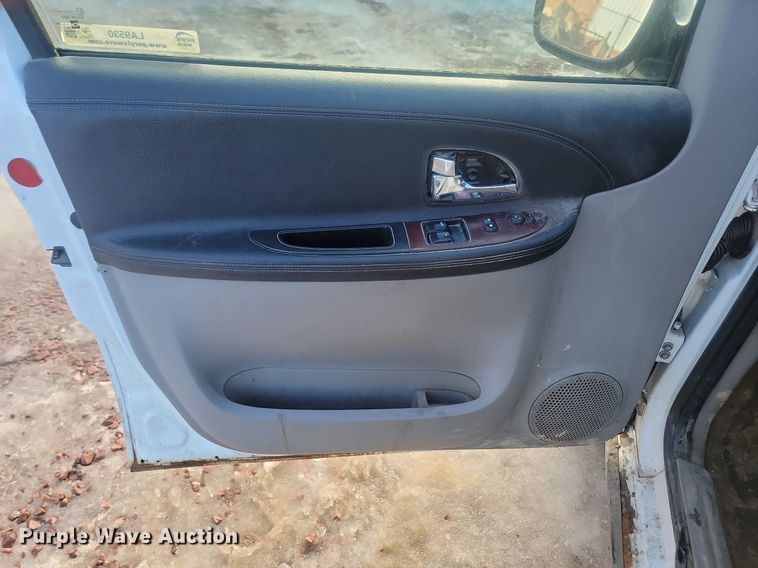 image for item LA9530 2007 Chevrolet  Uplander LS van