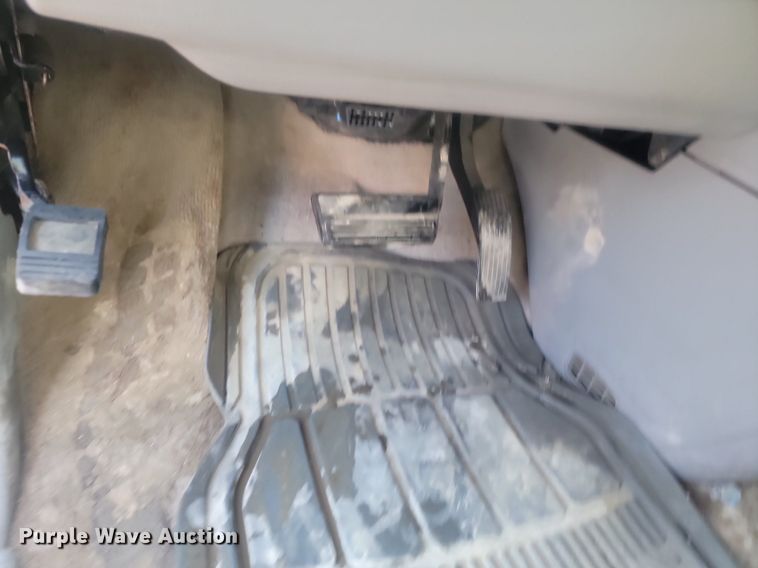 image for item LA9530 2007 Chevrolet  Uplander LS van