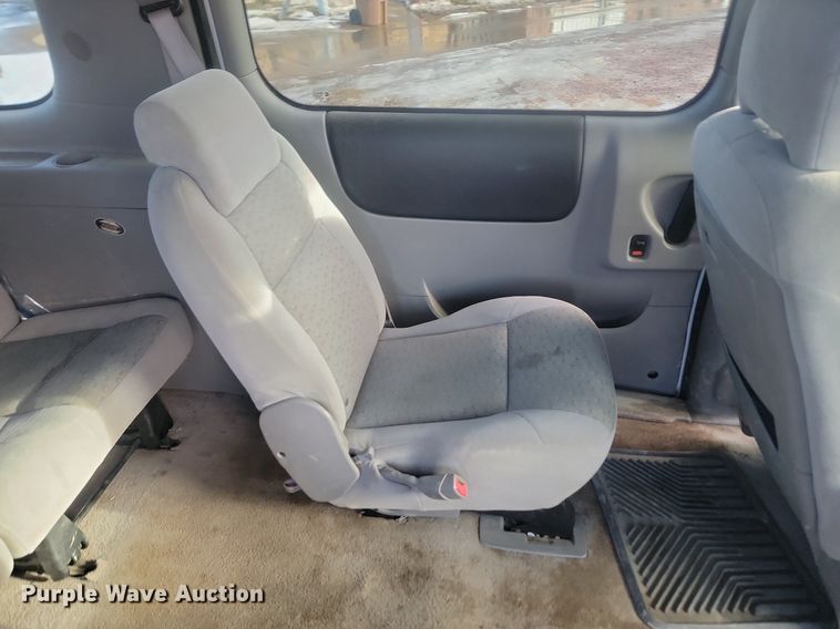 image for item LA9530 2007 Chevrolet  Uplander LS van