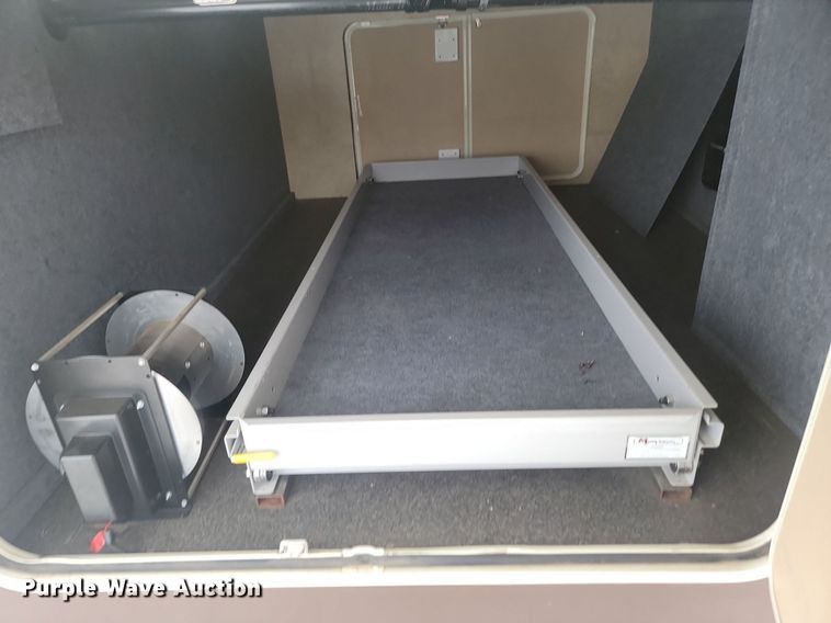 image for item LA9547 2015 Lifestyle Luxury Alfa Gold 3405RK camper