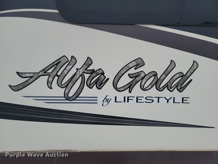 image for item LA9547 2015 Lifestyle Luxury Alfa Gold 3405RK camper