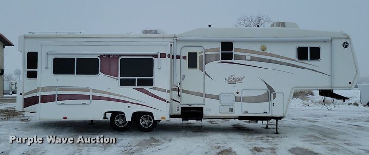 image for item LA9548 2007 Excel 36 MKO camper