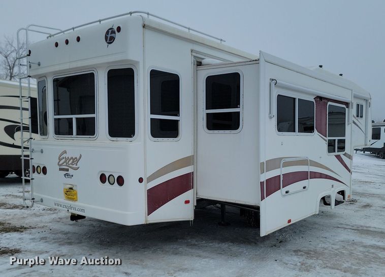 image for item LA9548 2007 Excel 36 MKO camper