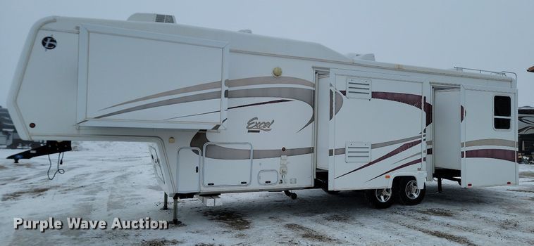 image for item LA9548 2007 Excel 36 MKO camper