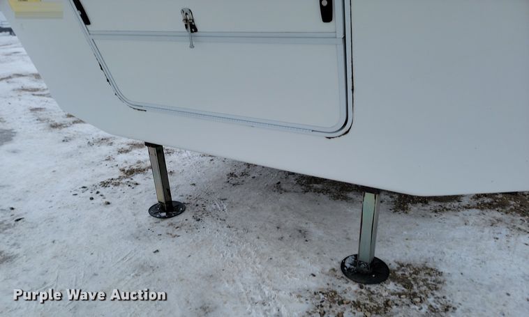 image for item LA9548 2007 Excel 36 MKO camper