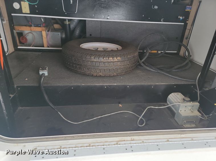 image for item LA9548 2007 Excel 36 MKO camper