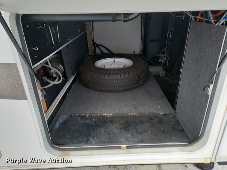 image for item LA9548 2007 Excel 36 MKO camper