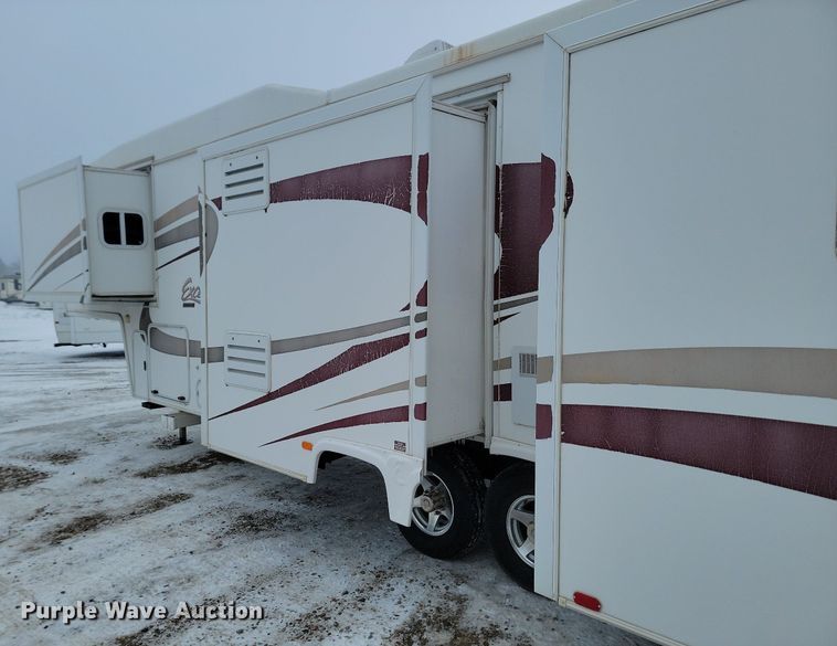 image for item LA9548 2007 Excel 36 MKO camper