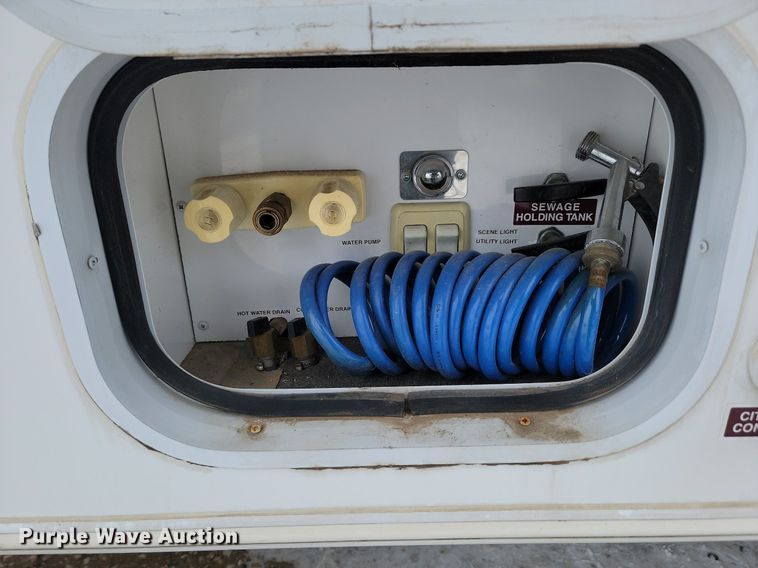 image for item LA9548 2007 Excel 36 MKO camper