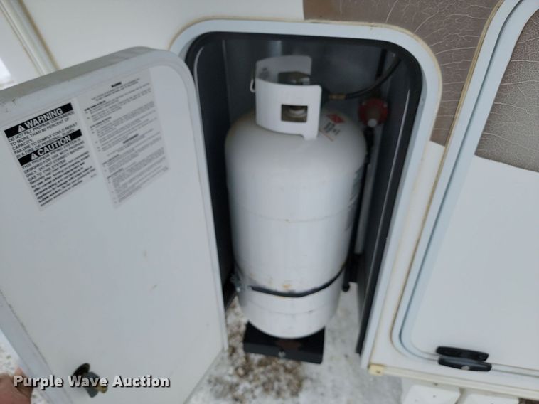 image for item LA9548 2007 Excel 36 MKO camper