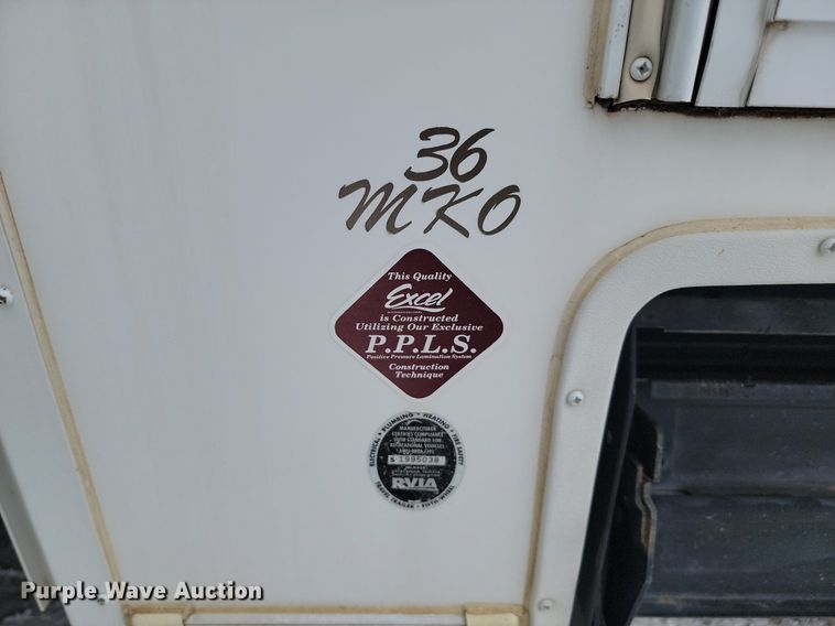 image for item LA9548 2007 Excel 36 MKO camper