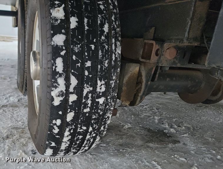 image for item LA9548 2007 Excel 36 MKO camper