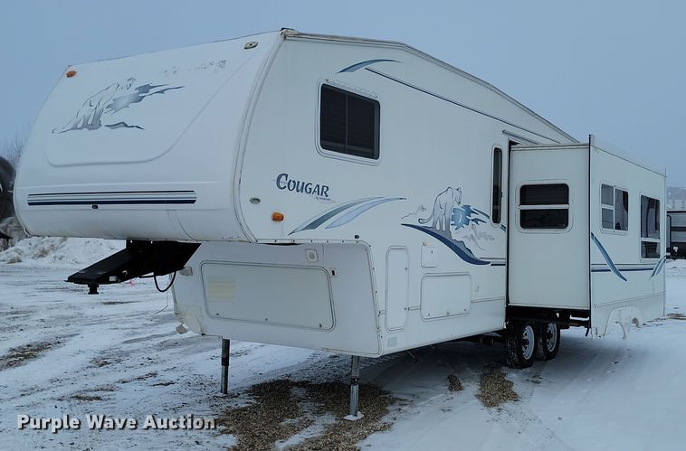 image for item LA9549 2002 Keystone  M279 EFS Cougar  camper