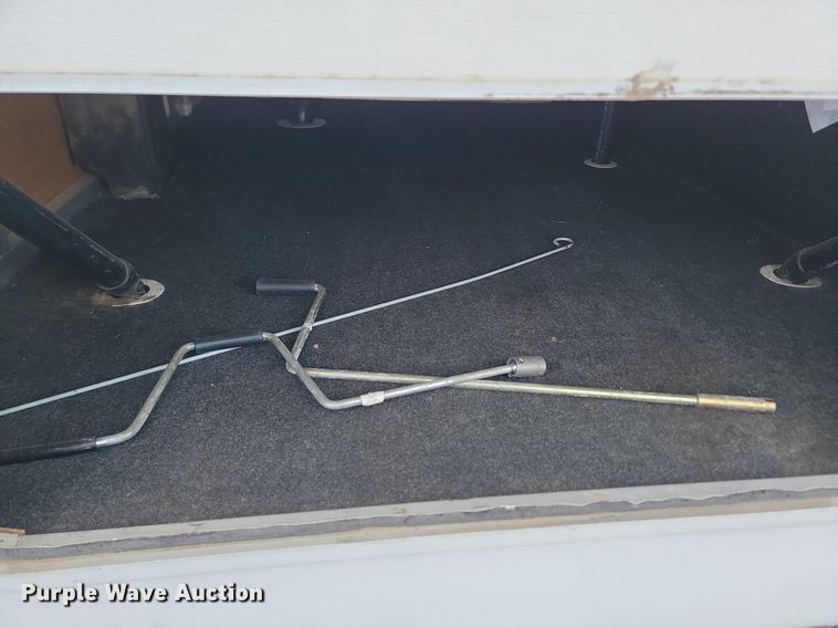 image for item LA9549 2002 Keystone  M279 EFS Cougar  camper