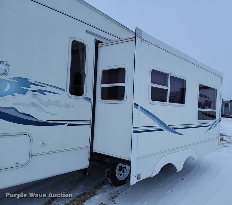 image for item LA9549 2002 Keystone  M279 EFS Cougar  camper