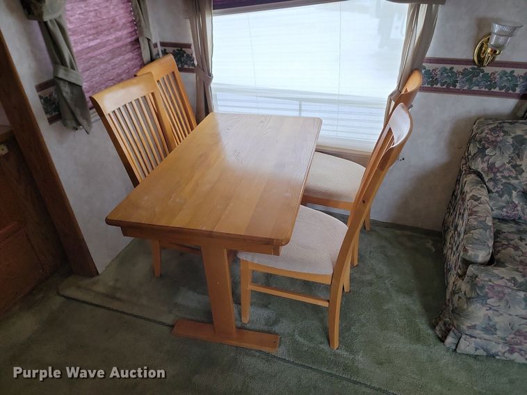 image for item LA9549 2002 Keystone  M279 EFS Cougar  camper